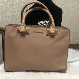 Michael Kors Women's Satchel in Blush Pink